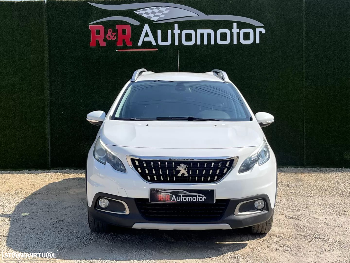 Peugeot 2008 1.2 PureTech Allure EAT6 - 4