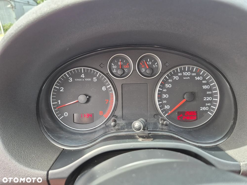 Audi A3 3-drzwiowe 1.6 Attraction - 15