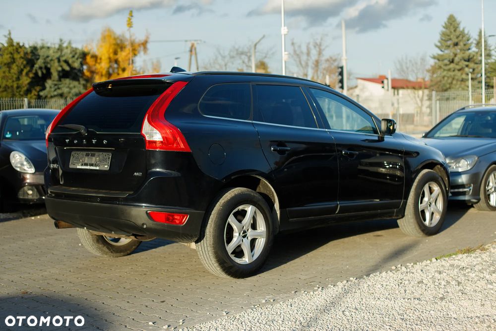 Volvo XC 60 2.4D AWD Kinetic - 14