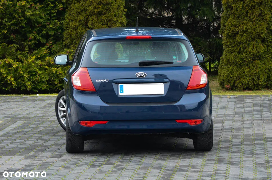 Kia Ceed Cee'd 1.6 Comfort - 16