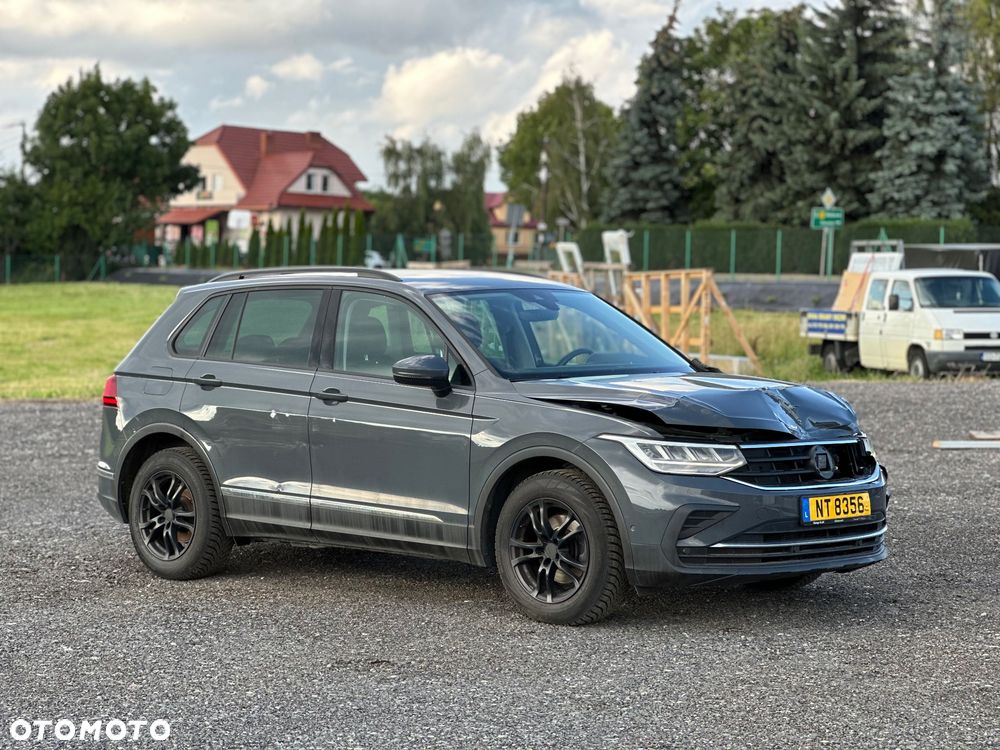 Volkswagen Tiguan - 17