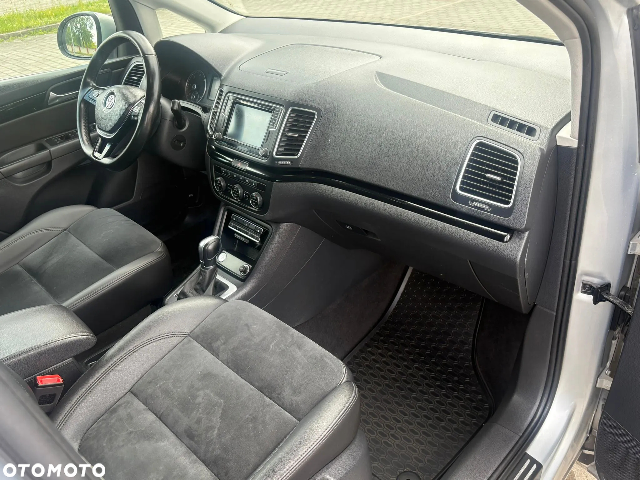 Volkswagen Sharan 2.0 TDI 4Mot Highline DSG - 13