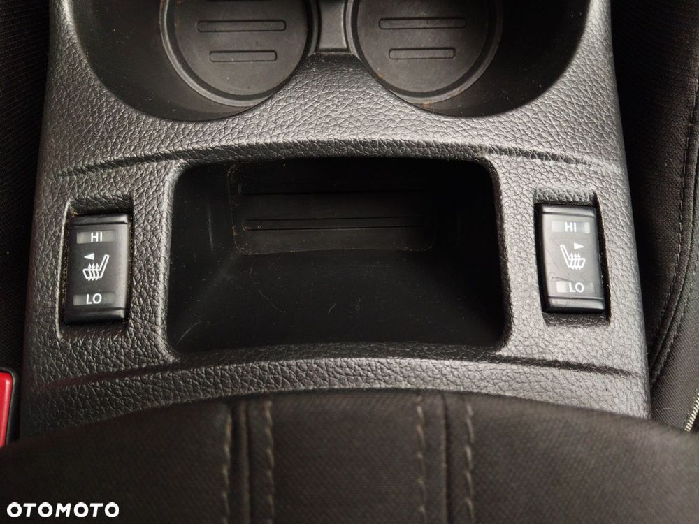 Nissan Qashqai 1.6 DCi Acenta Xtronic EU6 - 23