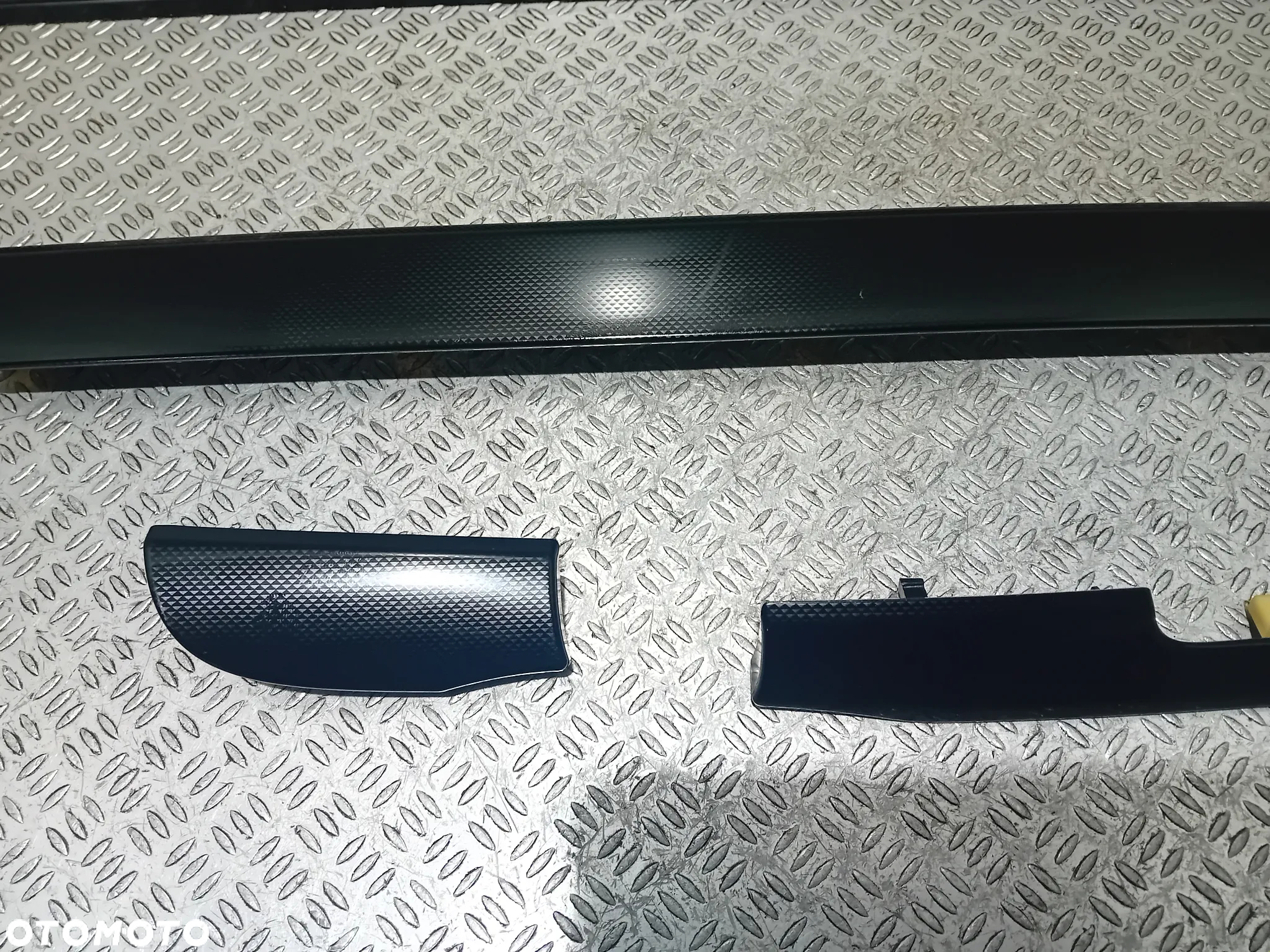 dekory deski konsoli VW Golf VI 2012 5K1858415B   5K1858417B - 2