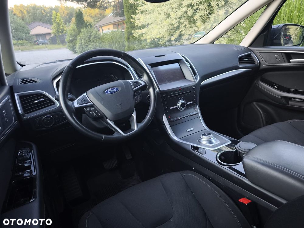 Ford S-Max 2.0 EcoBlue Titanium - 12