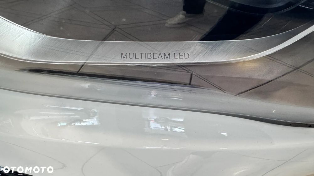 Mercedes-Benz GLA 200 mHEV 7G-DCT - 8