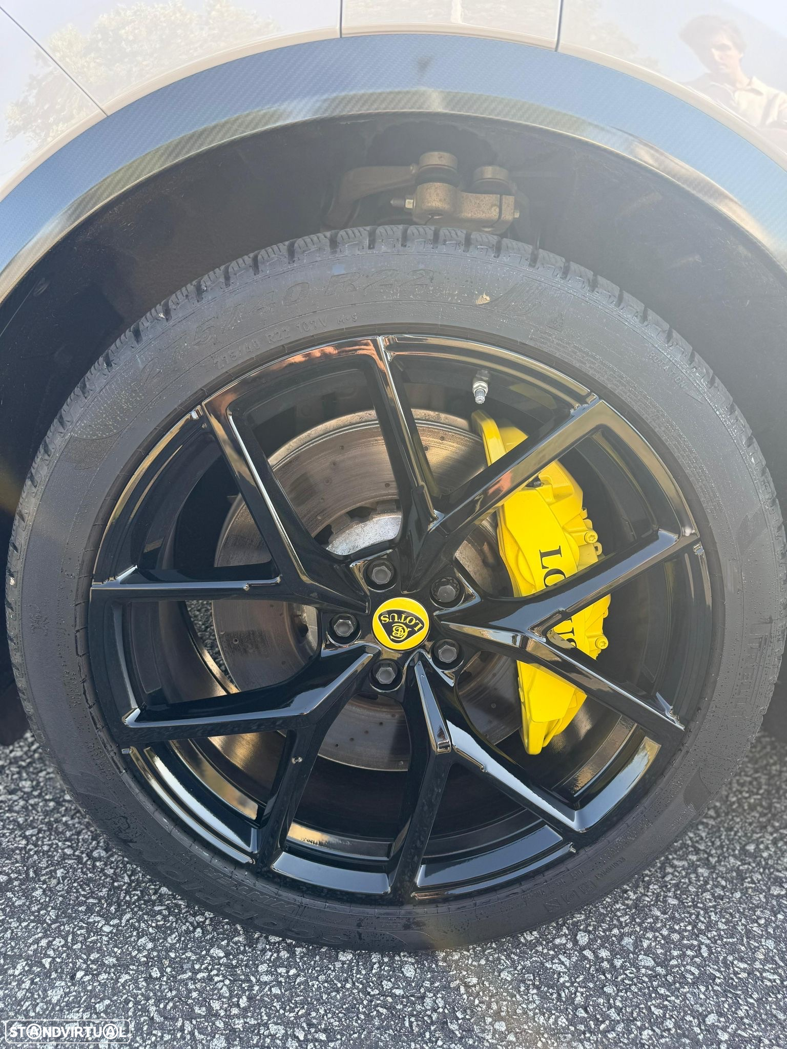 Lotus Eletre 600 Sport SE - 6