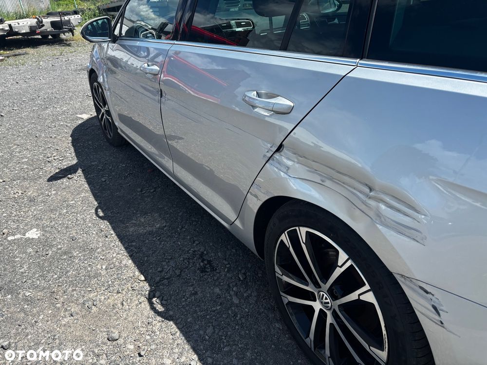 Volkswagen Golf 2.0 TDI SCR DSG Highline - 10