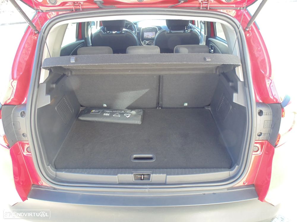 Renault Captur 1.5 dCi Exclusive - 15