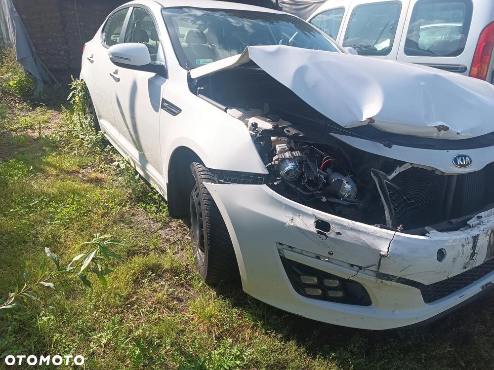 Kia Optima - 16