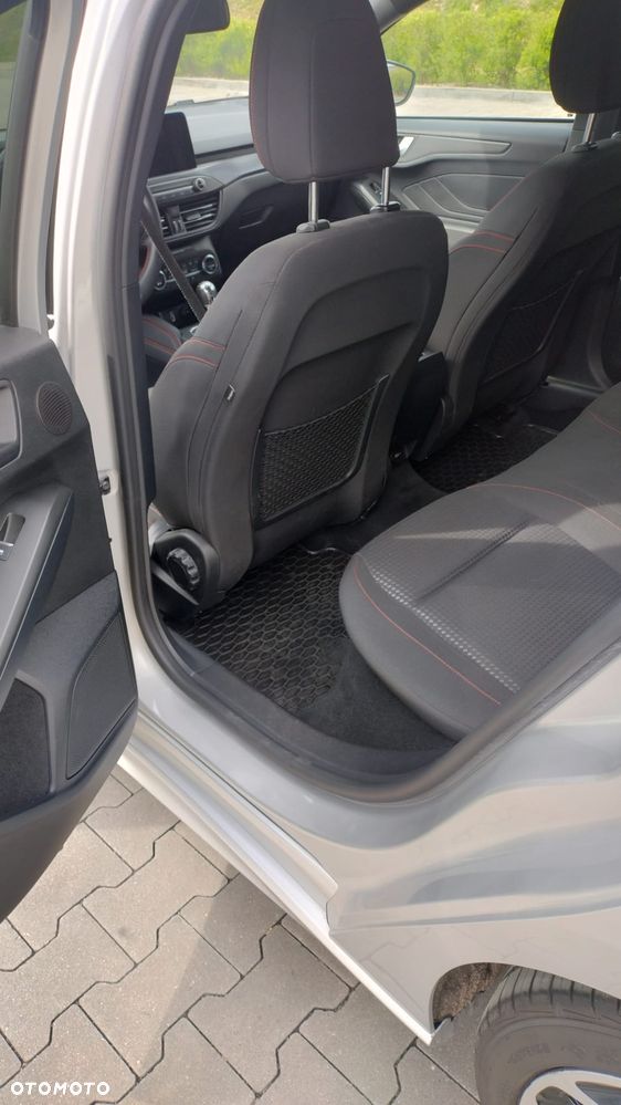 Ford Focus 1.5 EcoBlue ST-Line - 9
