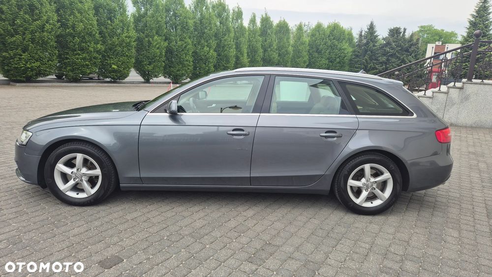 Audi A4 Avant 2.0 TDI DPF clean diesel multitronic Ambiente - 5