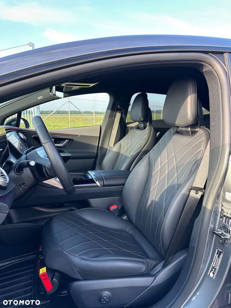Mercedes-Benz EQE 350 90.5kWh 4-Matic AMG Line - 9