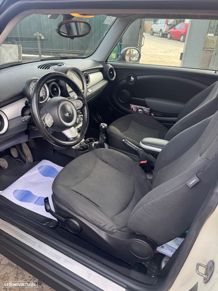 MINI Clubman Cooper D - 9