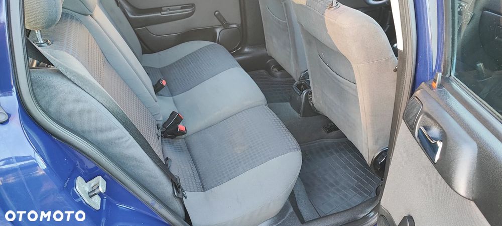 Opel Astra 1.6 GL / Club - 12