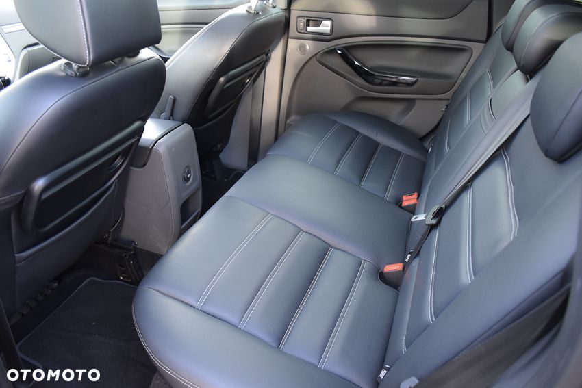 Ford Kuga 2.0 TDCi 4x4 Individual - 36