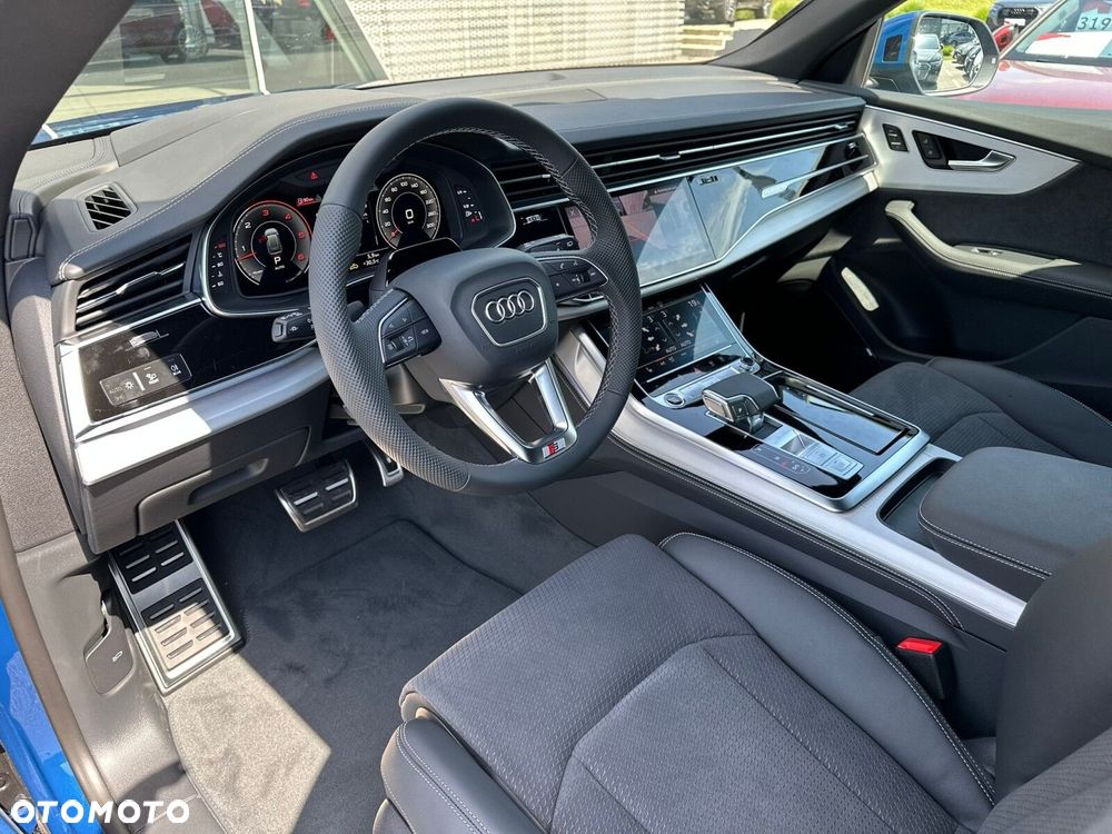 Audi Q8 - 15