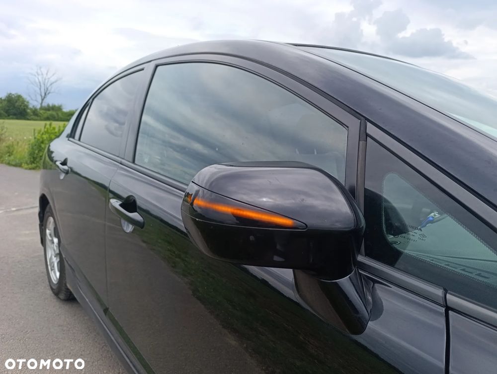 Honda Civic 1.8 Comfort - 26