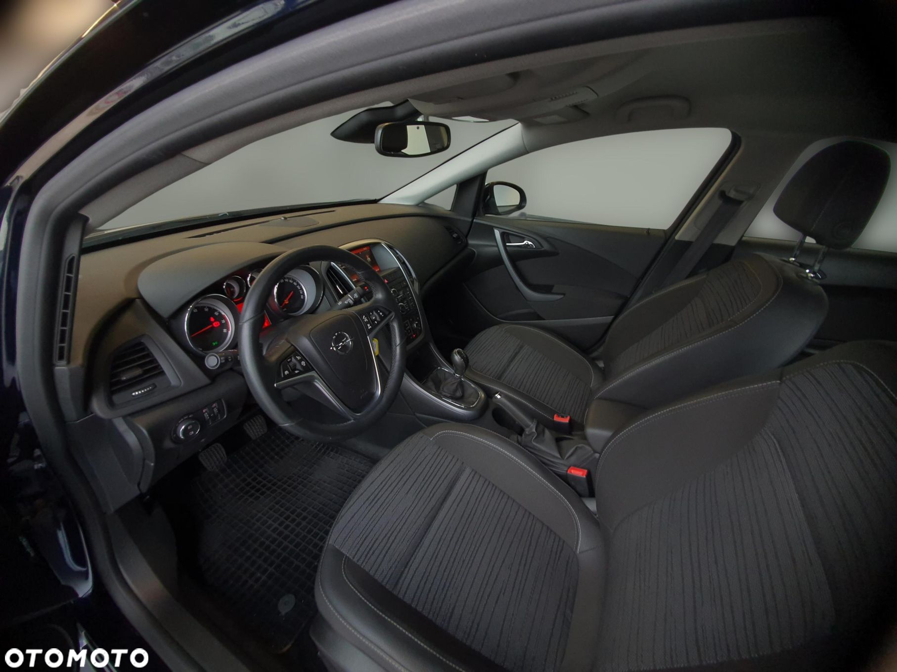 Opel Astra - 9