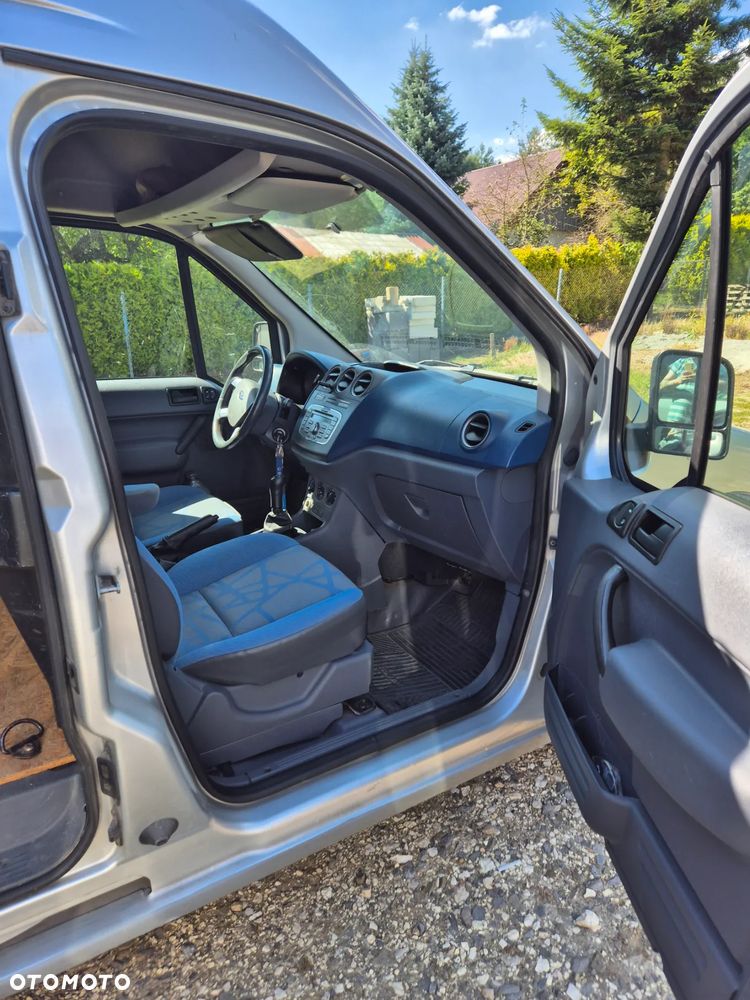 Ford Transit connect - 7