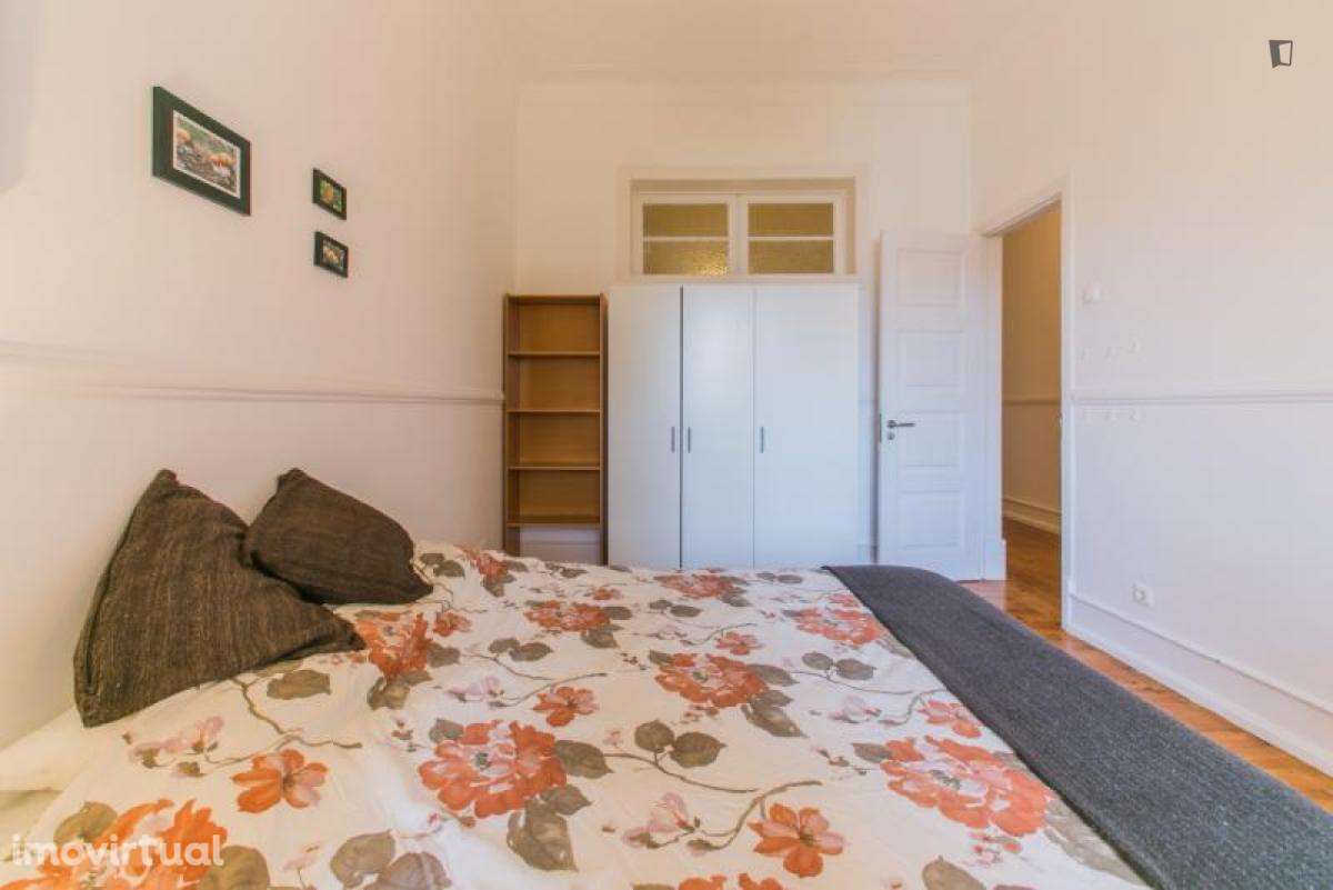 Quarto - localizado em Sete Rios Lisbon - Grande imagem: 4/10