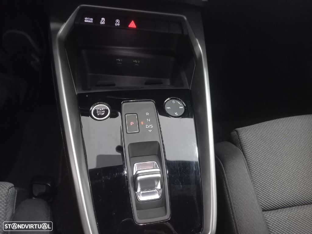Audi A3 Sportback 30 TFSI Advanced S tronic - 17