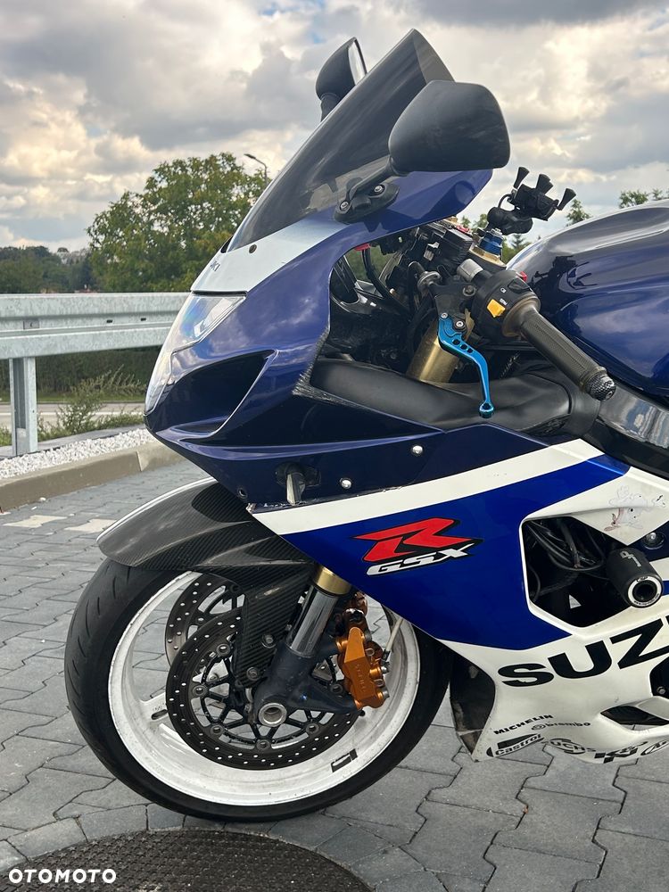 Suzuki GSX-R - 6