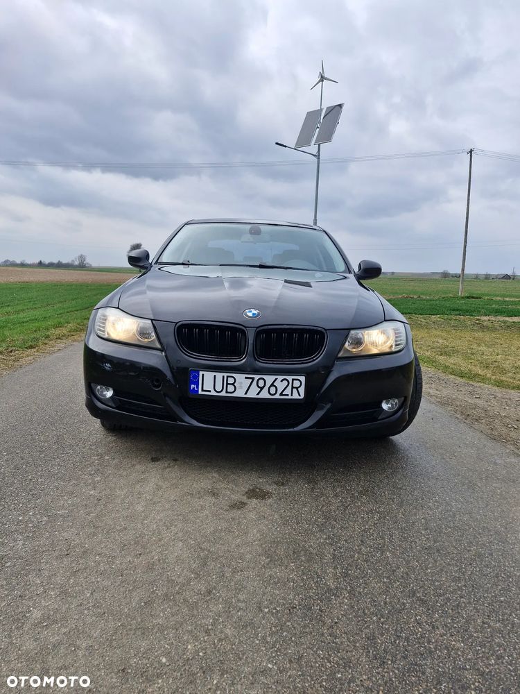 BMW Seria 3 318i - 13