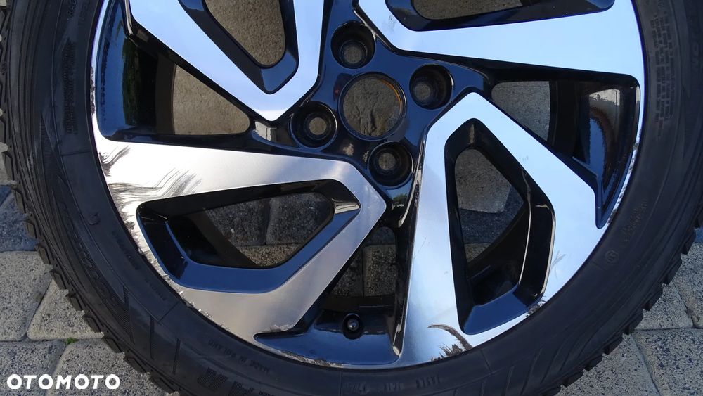 TOYOTA AYGO X - felga 5Jx17 ET40 4x100 - 3