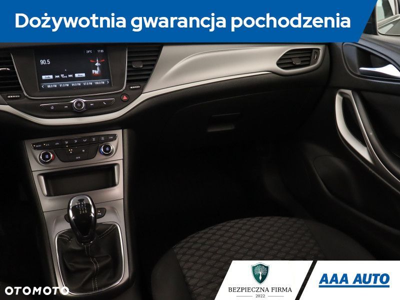 Opel Astra - 10