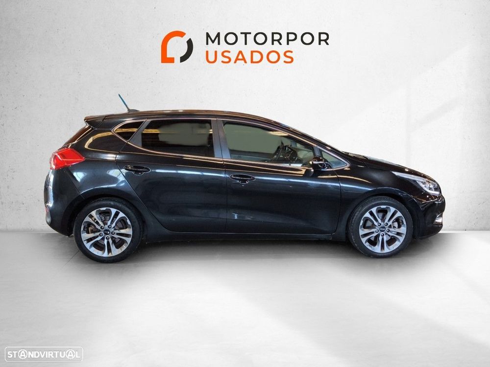 Kia Ceed 1.6 CRDi More Edition - 4