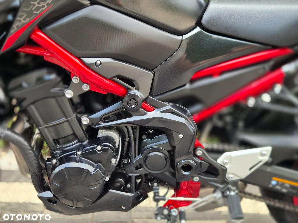 Kawasaki Z 900 - 29