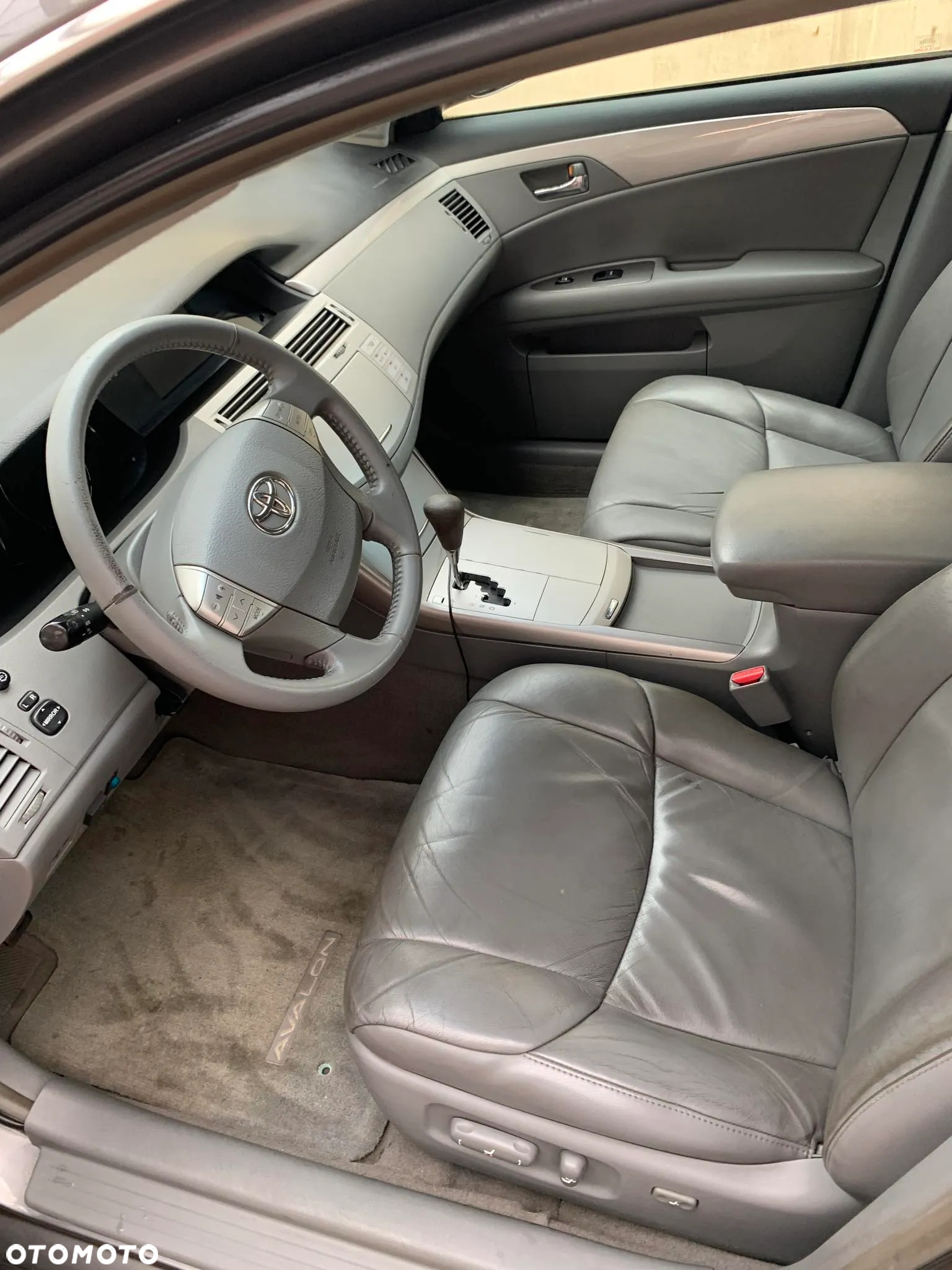 Toyota Avalon 3.5 XL - 27