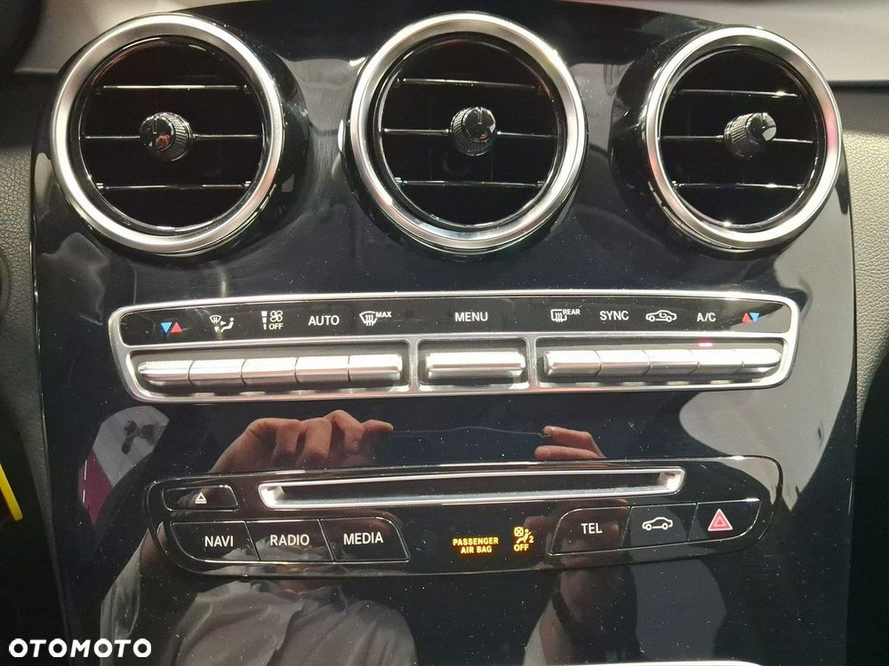Mercedes-Benz Klasa C - 33