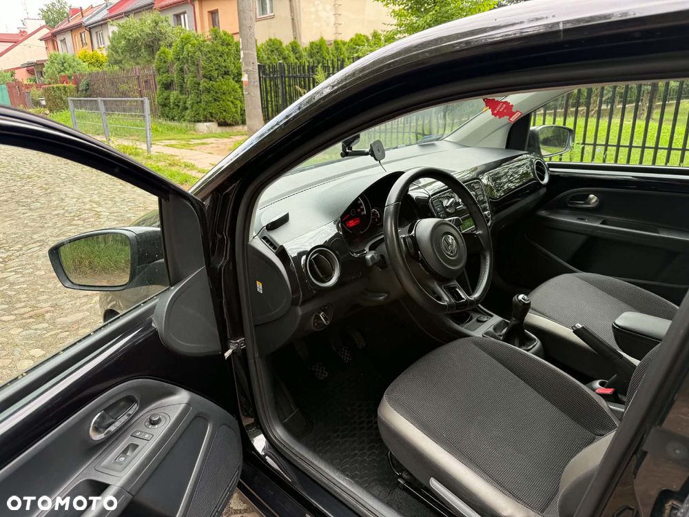 Volkswagen up! 1.0 high - 8