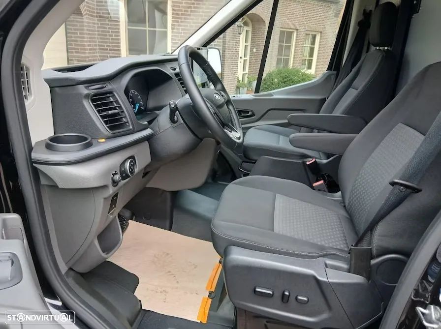 Ford E-Transit - 12