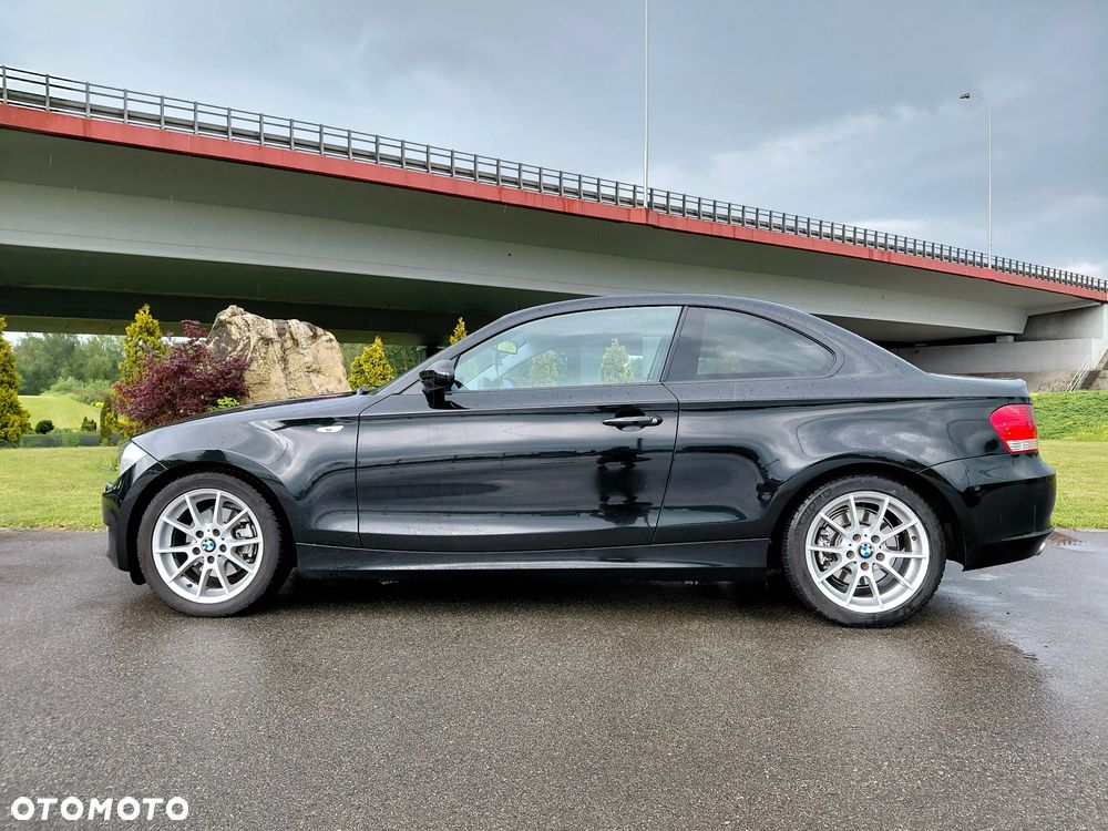 BMW Seria 1 120d Limited Edition Lifestyle mit M Sportpaket - 38