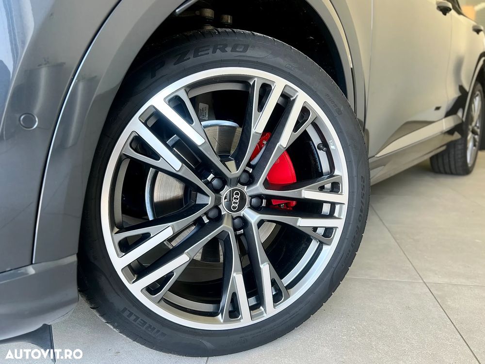 Audi Q5 Sportback - 11
