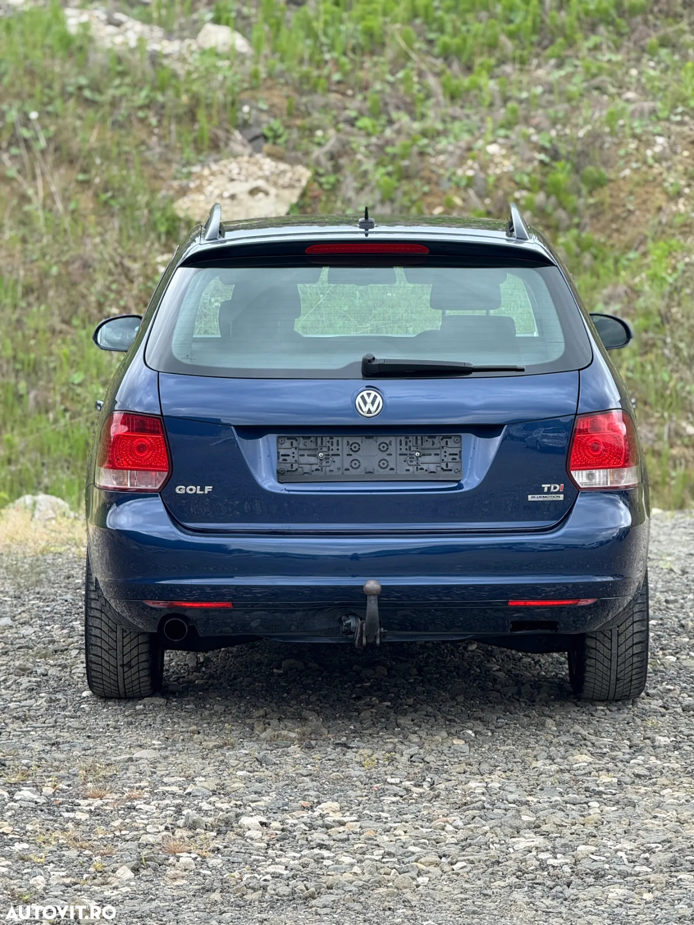 Volkswagen Golf 1.6 TDI BlueMotion Technology DPF Trendline DSG - 4