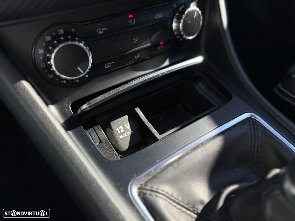 Mercedes-Benz A 180 - 32