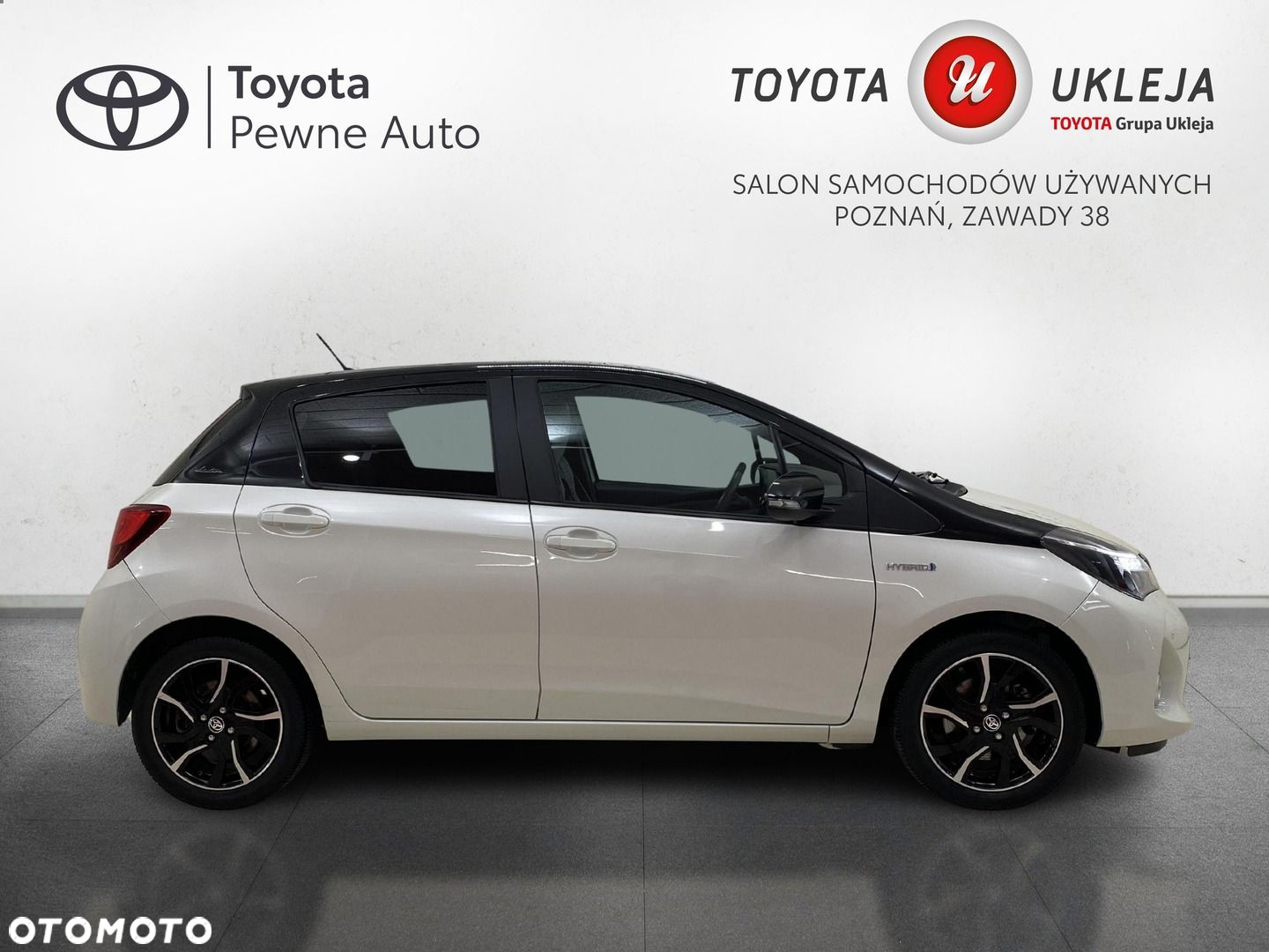 Toyota Yaris Hybrid 100 Selection Pure - 6