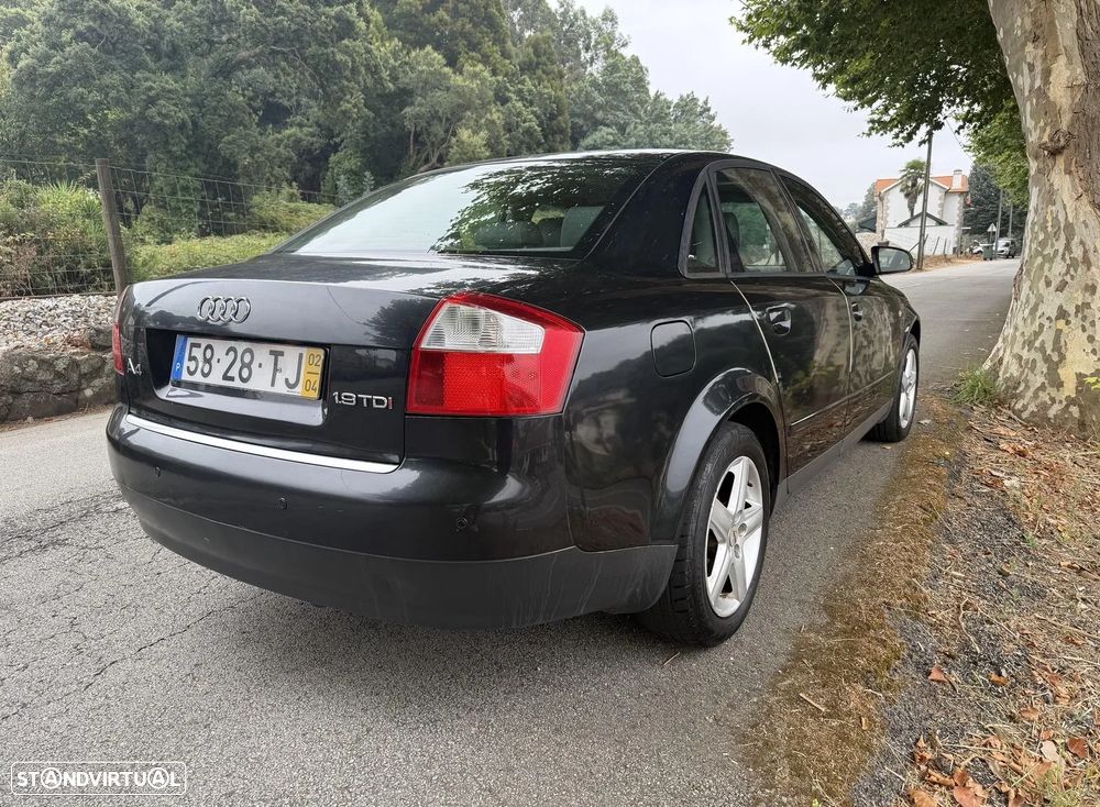 Audi A4 1.9 TDI m5 - 4