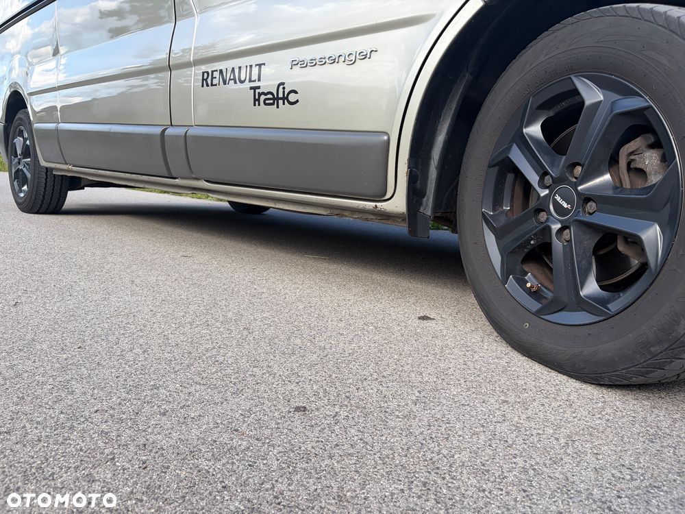 Renault Trafic - 10