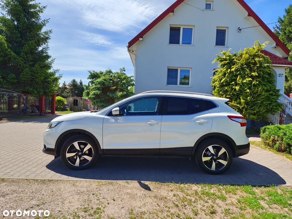 Nissan Qashqai 1.5 dCi N-Connecta - 24