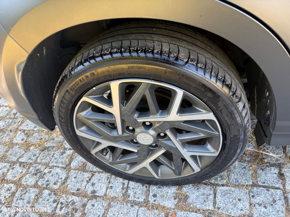 Hyundai Kauai 1.6 GDi HEV Premium (TT)+Pack Plus - 11