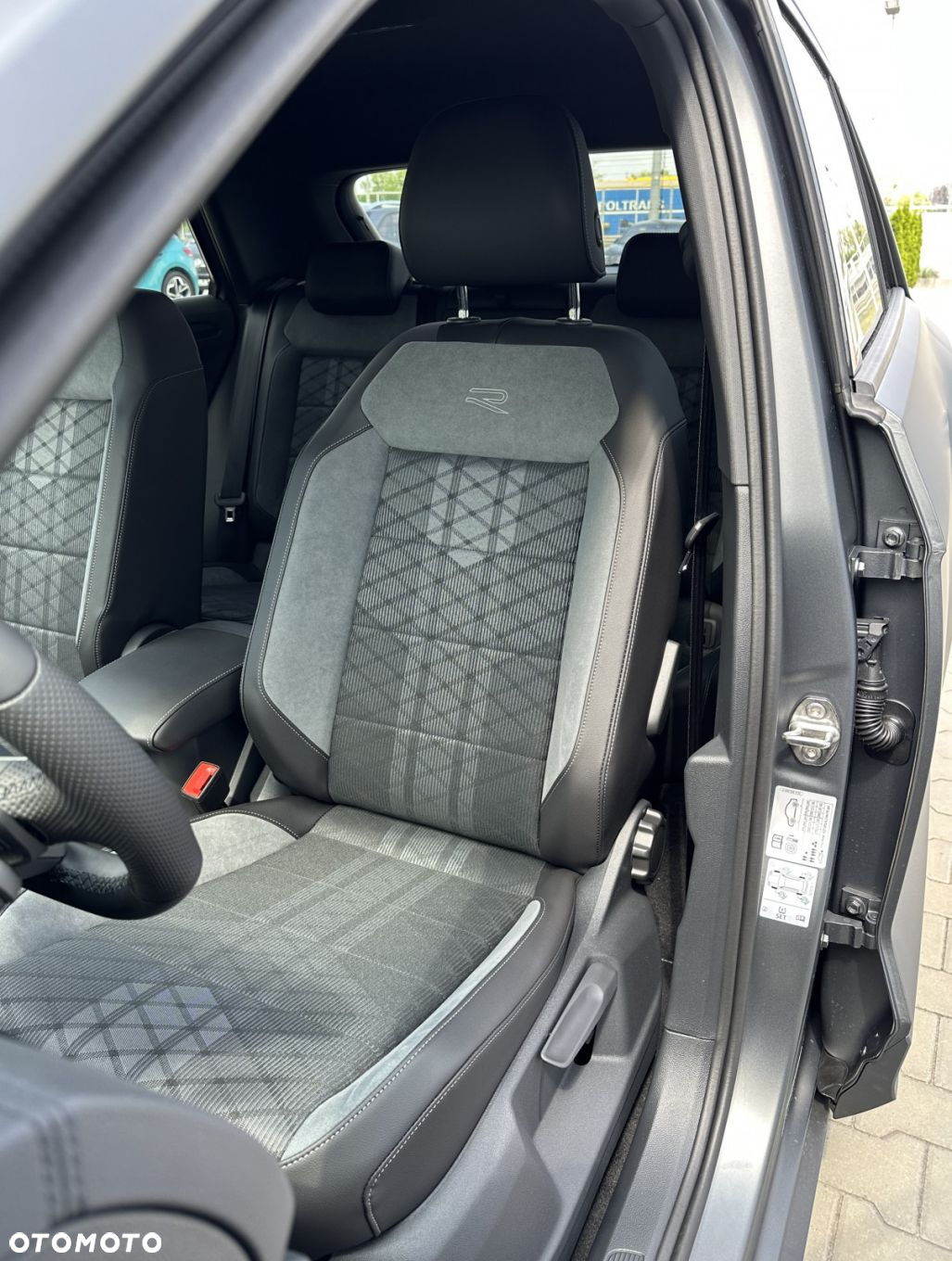 Volkswagen T-Roc 2.0 TSI 4Motion R-Line DSG - 13