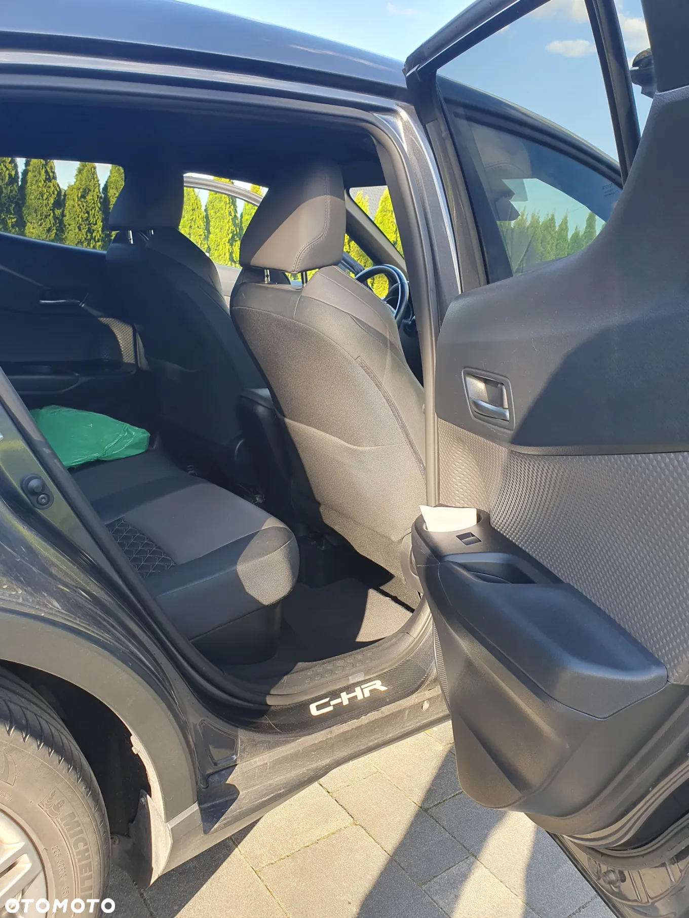 Toyota C-HR 2.0 Hybrid Executive - 8