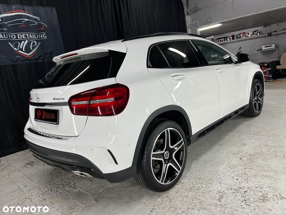 Mercedes-Benz GLA 220 4-Matic AMG Line - 9