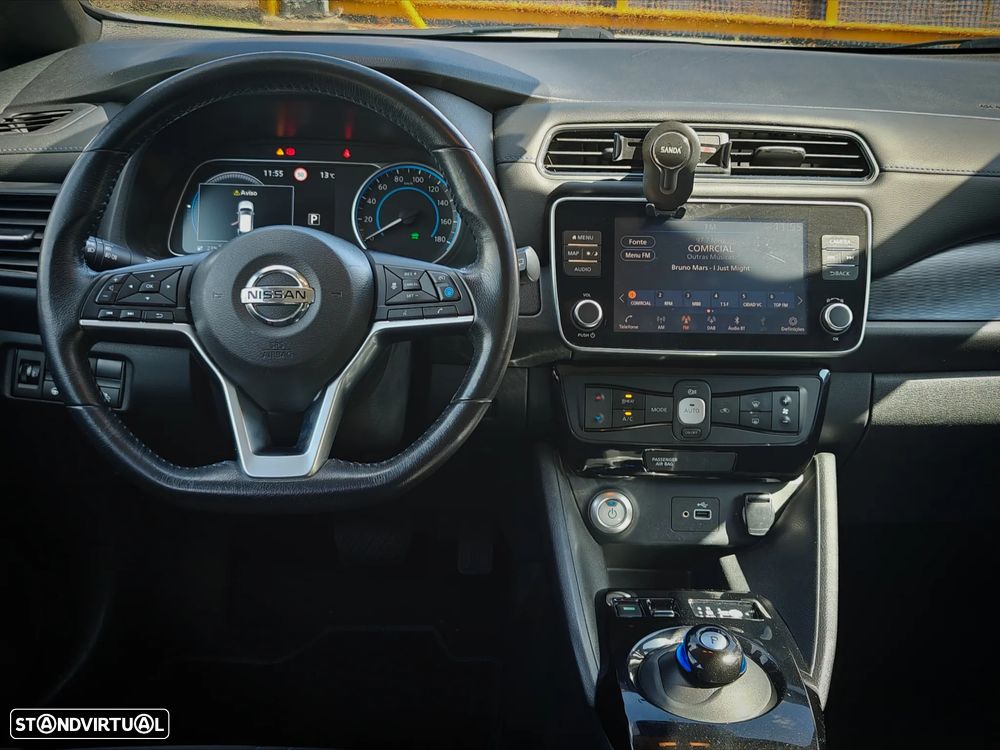 Nissan Leaf N-Connecta - 10
