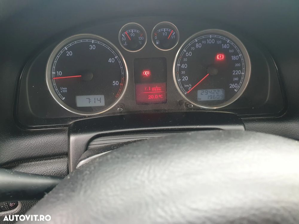 Volkswagen Passat 1.9TDI Basis - 12